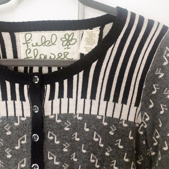 Piano Music Cardigan - NWT - Picture 3 of 5